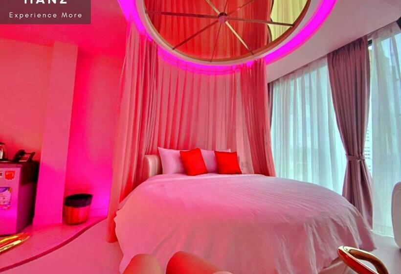 اتاق لوکس, Hanz 419 Sweet Escape