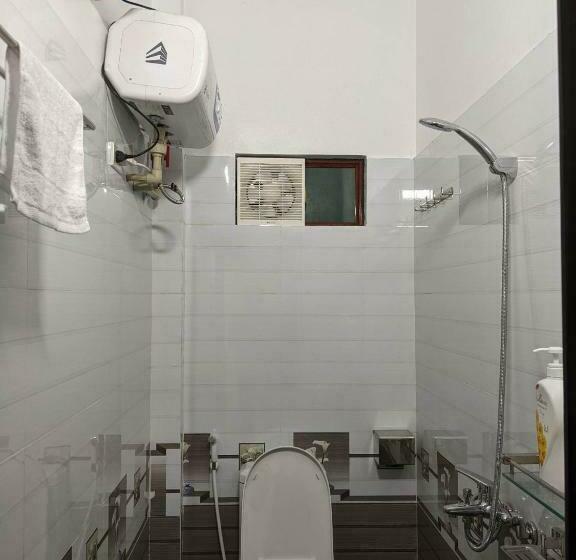 اتاق استاندارد, Train Station Backpackers Hostel