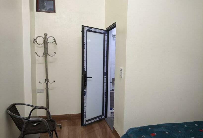 اتاق استاندارد, Train Station Backpackers Hostel