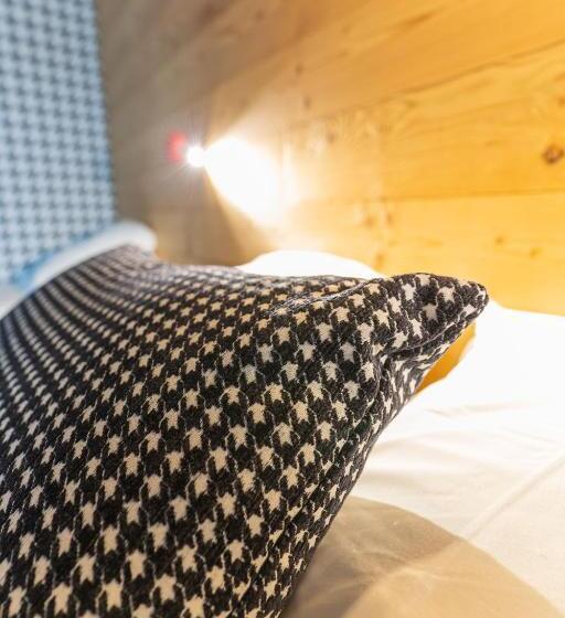 غرفة قياسية ثلاثية, Hôtel Le Cristal Lodge   Terresens