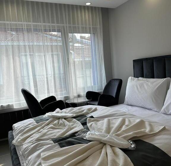 חדר סטנדרט, Torch Suit