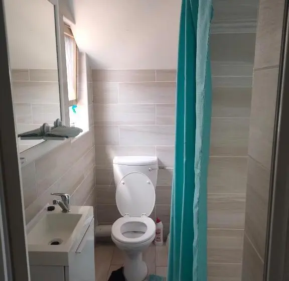 Standard-huone Puutarhanäkymä, Cove Rock Stay