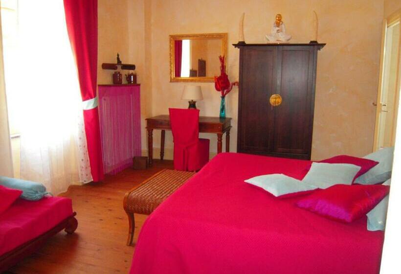 スタンダードルーム, Room In Guest Room   Hong Kong Guest Room In The Heart Of The Vineyard