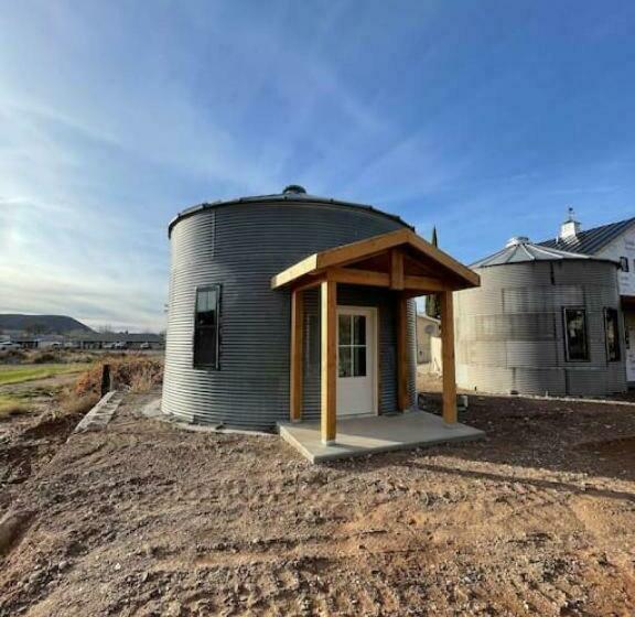 Дом 1 Спальня, Silo Suite 4  Near Zion National Park