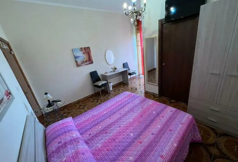 اتاق لوکس, B&b Empira Lamezia Terme