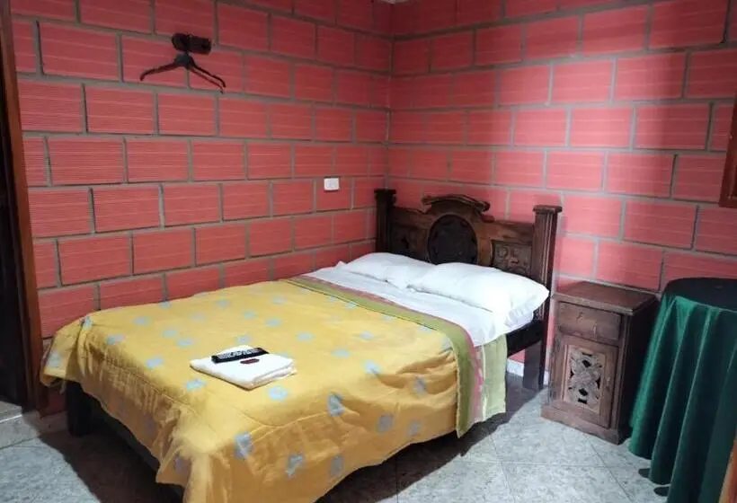 ベーシックルーム, Casa Hotel Los Faroles  Samaná/caldas