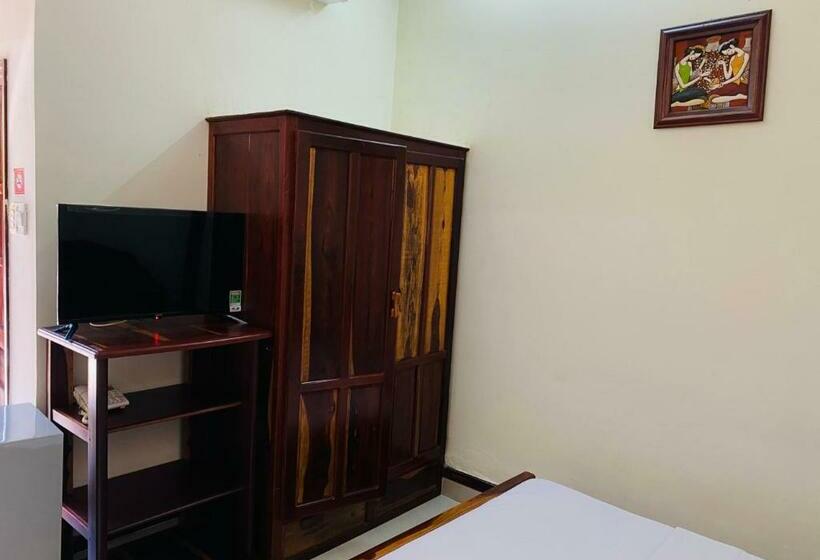 اتاق استاندارد با چشمانداز باغ, Khách Sạn Sao Mai