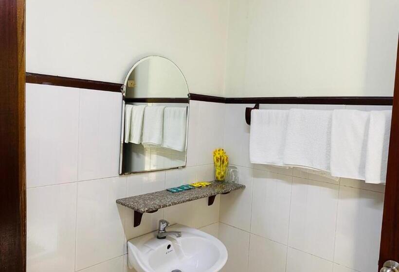 اتاق اکونومی, Khách Sạn Sao Mai