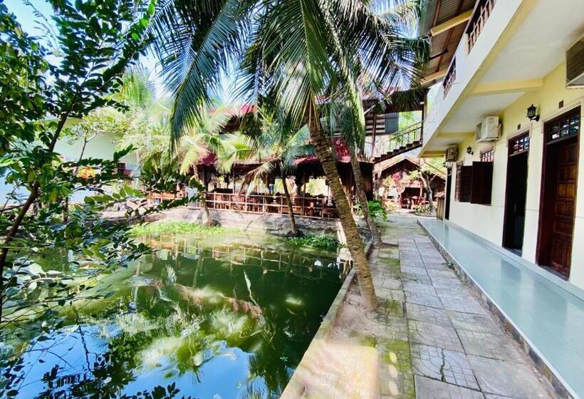 اتاق ساده سه نفره, Khách Sạn Sao Mai