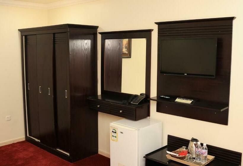 Camera Tripla Classica, Royal Almashaer