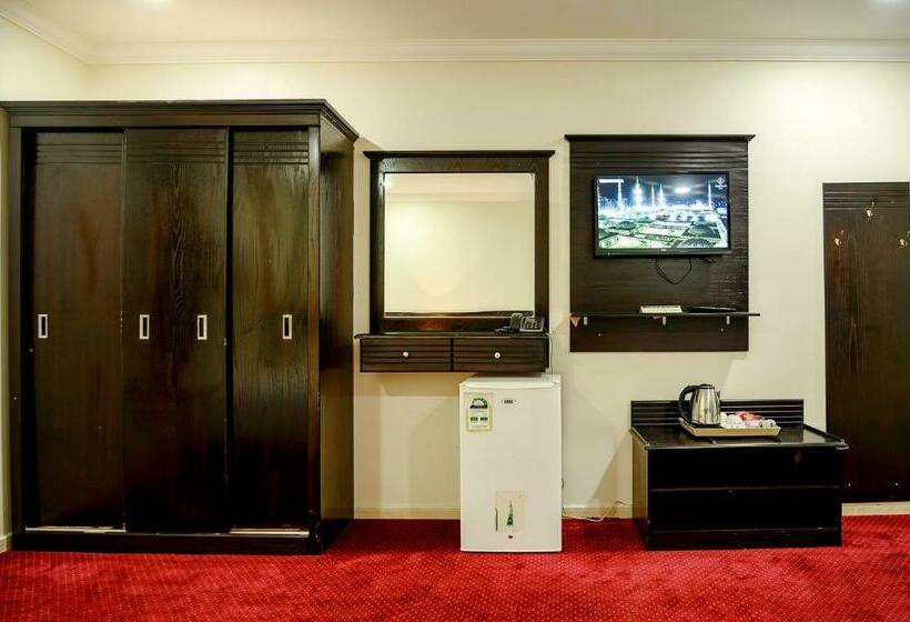 Camera Quadrupla Deluxe, Royal Almashaer