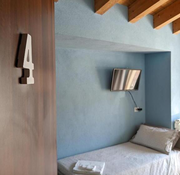 Номер Стандарт Трехместный, Constancia Trattoria