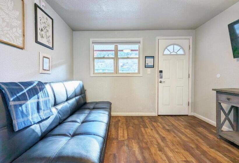 جناح مطلّ علي الجبل, The Fountain Creek Inn Of Manitou Springs