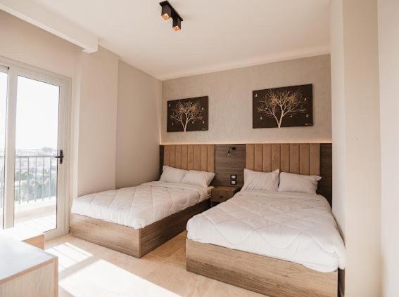 سوییت لوکس, Tk Suites