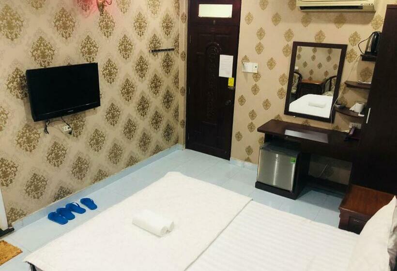 اتاق استاندارد با تخت بزرگ, Cát Tiên Sa