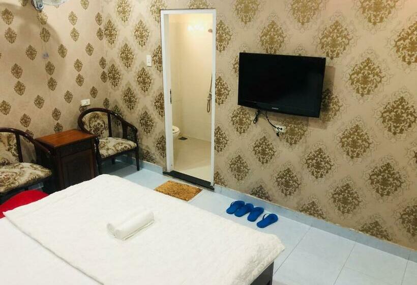 اتاق استاندارد با تخت بزرگ, Cát Tiên Sa