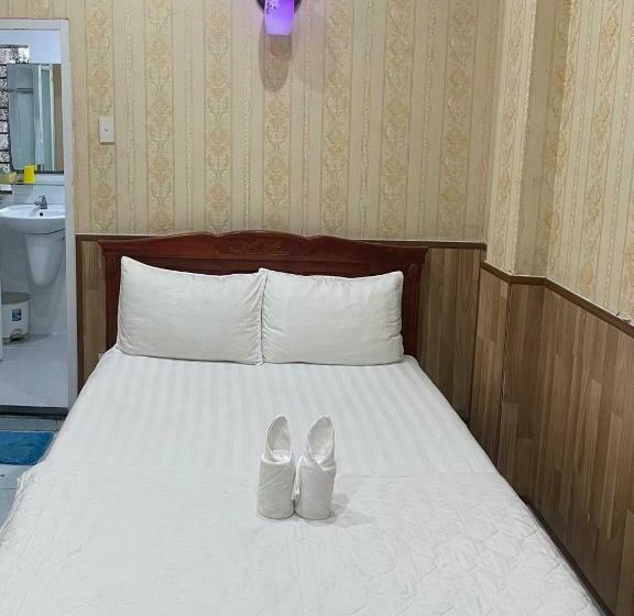 اتاق استاندارد با تخت بزرگ, Cát Tiên Sa