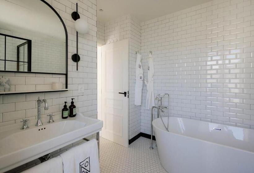 غرفة قياسية مزوَّدة بتراس, La Fonda Heritage Hotel Luxury, Relais & Châteaux