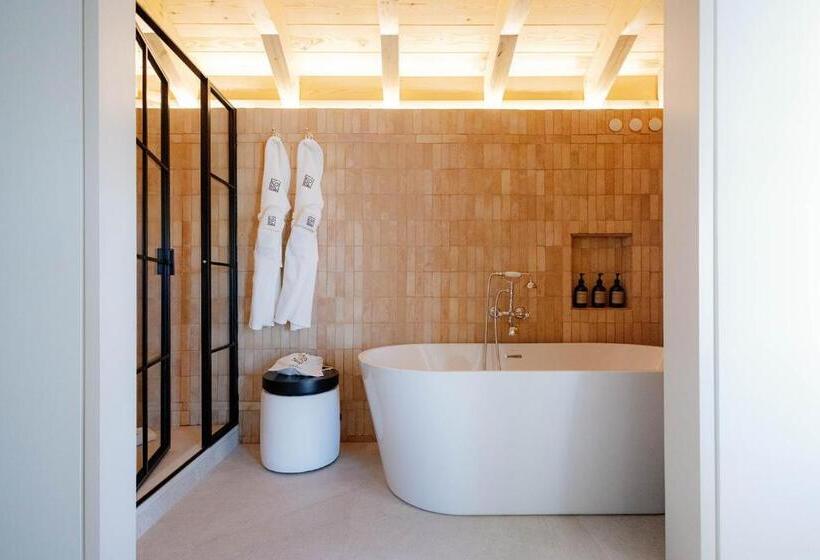 جناح, La Fonda Heritage Hotel Luxury, Relais & Châteaux