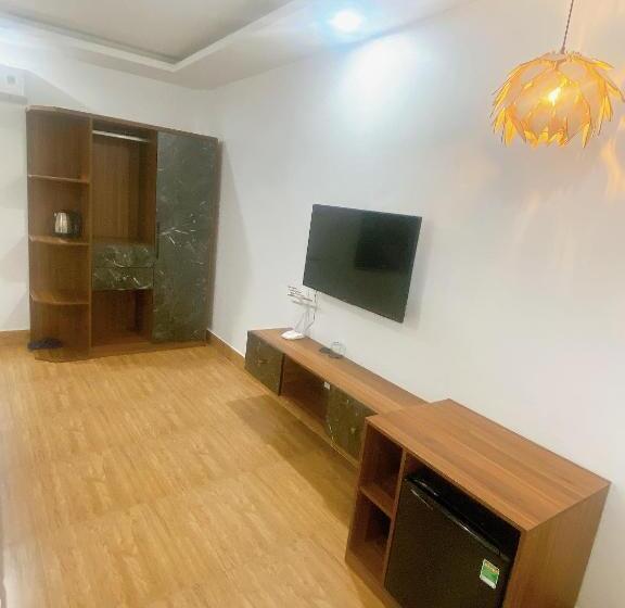 اتاق خانوادگی, Son Ca Motel