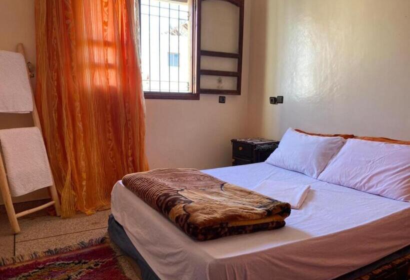 غرفة إقتصادية, Emallayan Hostel