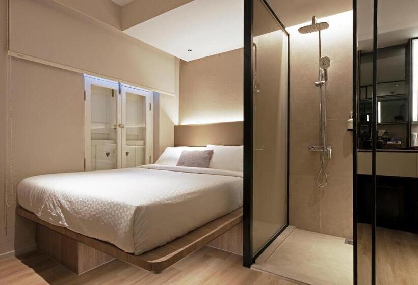 اتاق اجرایی, 1900 Chinatown