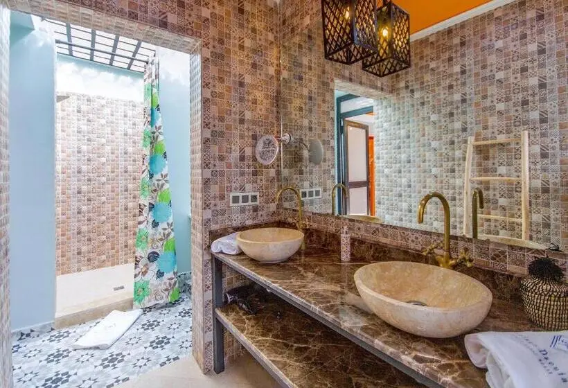 اتاق سوپریور, Maison Daouia