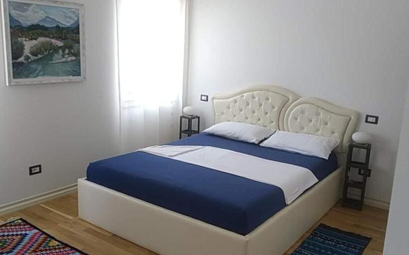 豪华房间, Turisalba