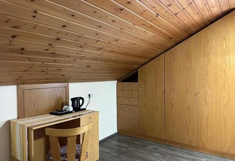 ファミリールーム, Pension Hubertus
