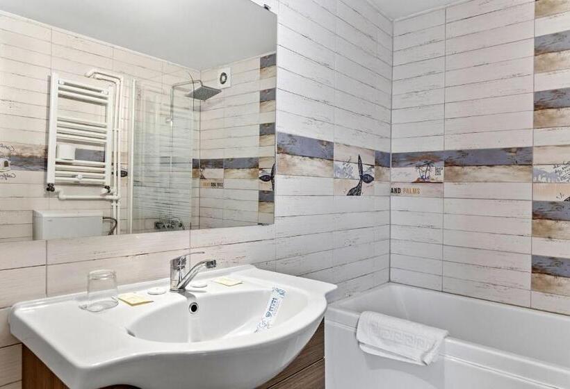 חדר משפחתי, Aqua Park