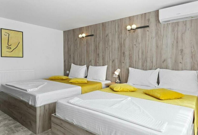 חדר משפחתי, Aqua Park