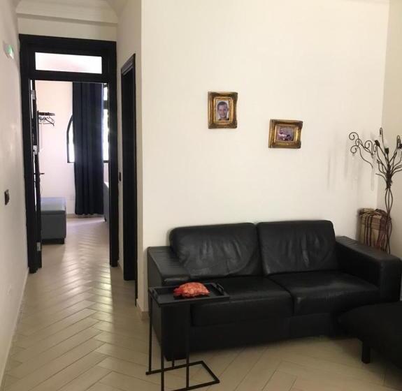 سوییت, Château Georgette