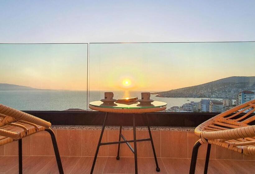 سوئیت با تخت بزرگ, Meraviglia Boutique