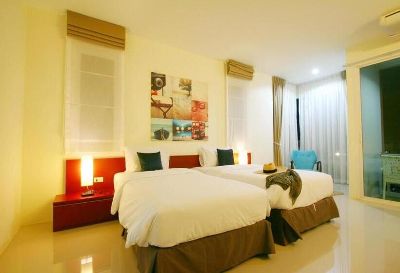 수피리어 룸, Apo