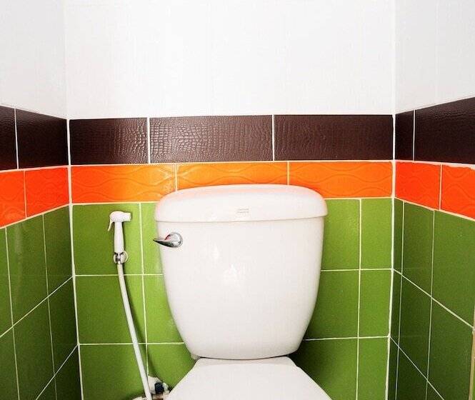 Номер Стандарт, Choktawee Smile