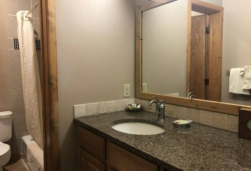 Номер Стандарт 2 Двуспальные Кровати, Dao House