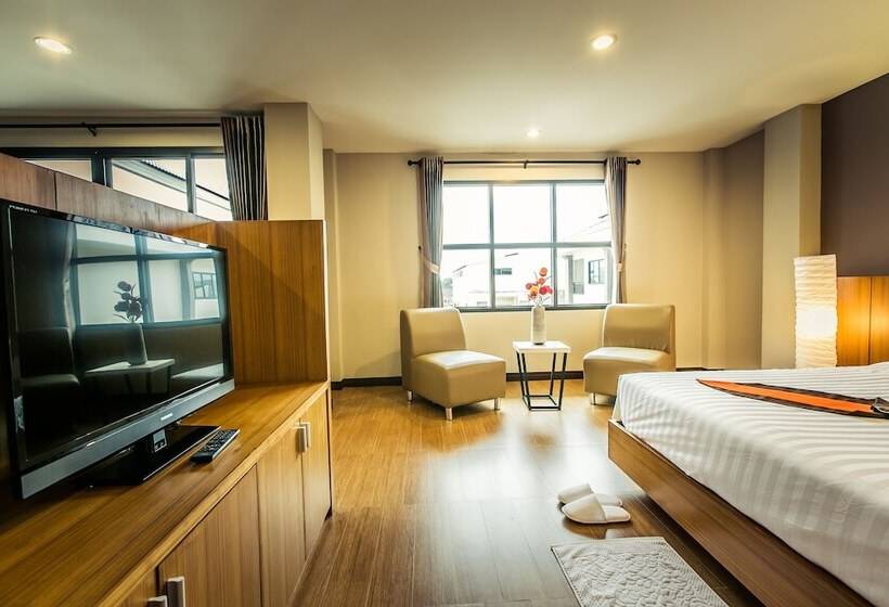 سوییت جونیور, De Hug Hotel & Residence