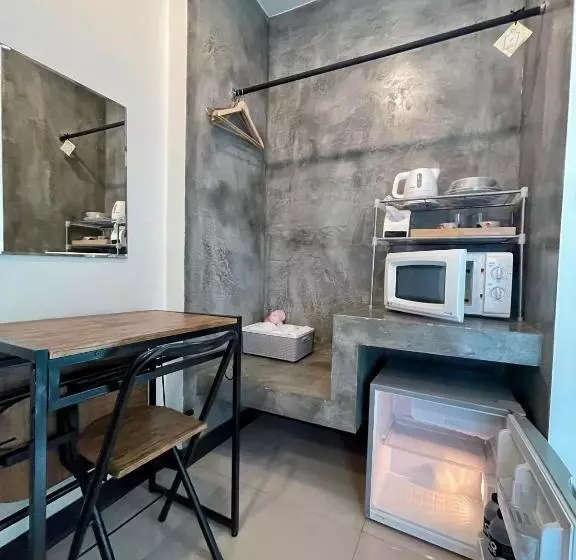 اتاق استاندارد سه تخته با چشمانداز باغ, Ideo Phuket Hotel Sha Extra Plus
