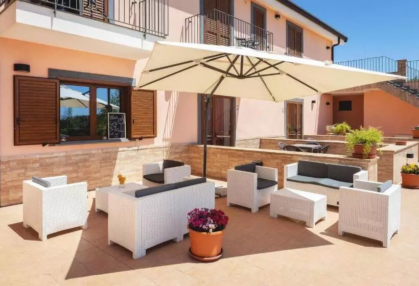 Talo 1 Makuuhuone, Il Giardino Dei Sogni Agriturismo