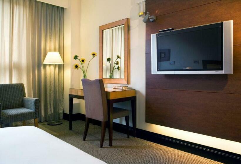 اتاق استاندارد, Les Champs