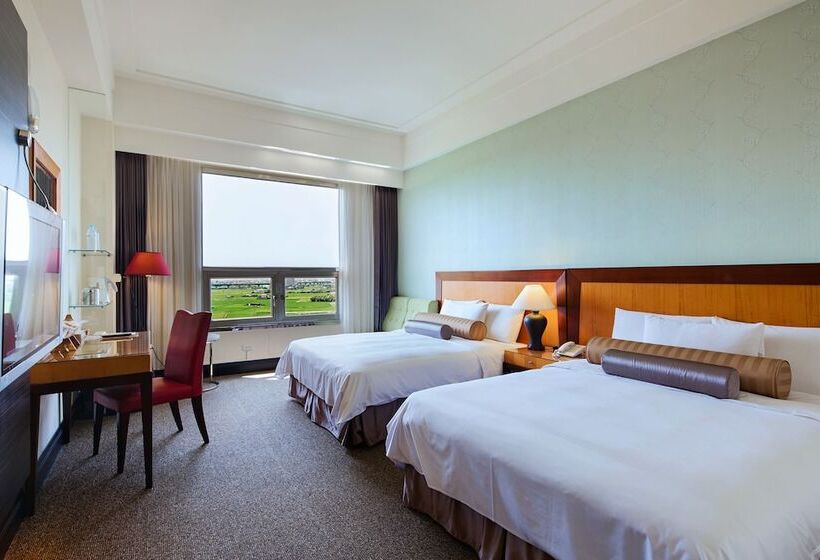 اتاق استاندارد چهار تخته, Les Champs