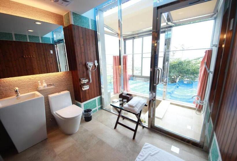 اتاق استاندارد, Les Champs