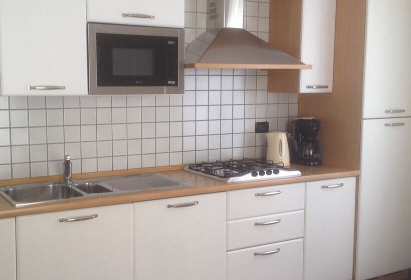 شقة غرفتين, Residence Alle Palme