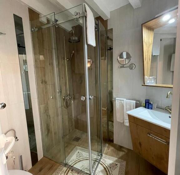 اتاق استاندارد با بالکن, Garni Hotel Oblačinsko Jezero