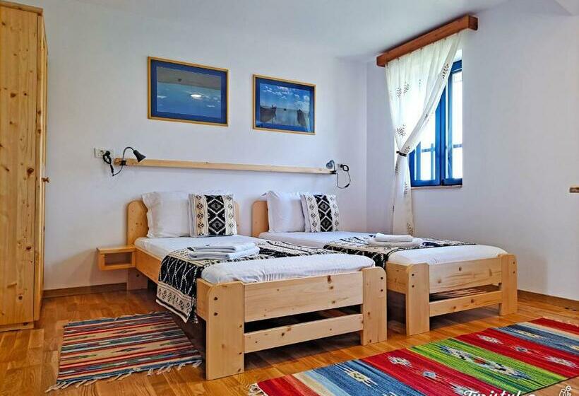 스탠다드 룸, Privet