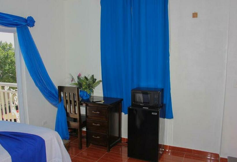 Pokój Deluxe, Three Kings