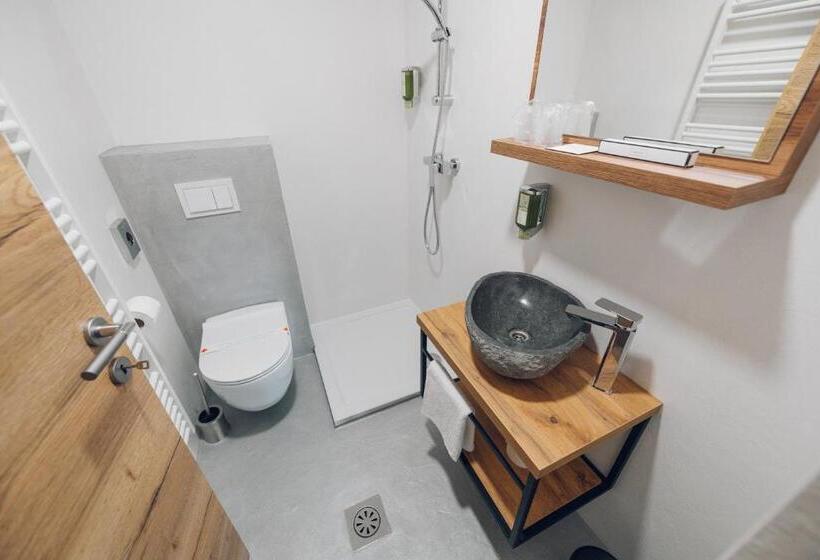 Standard room with outdoor bath, Gostišče Koren