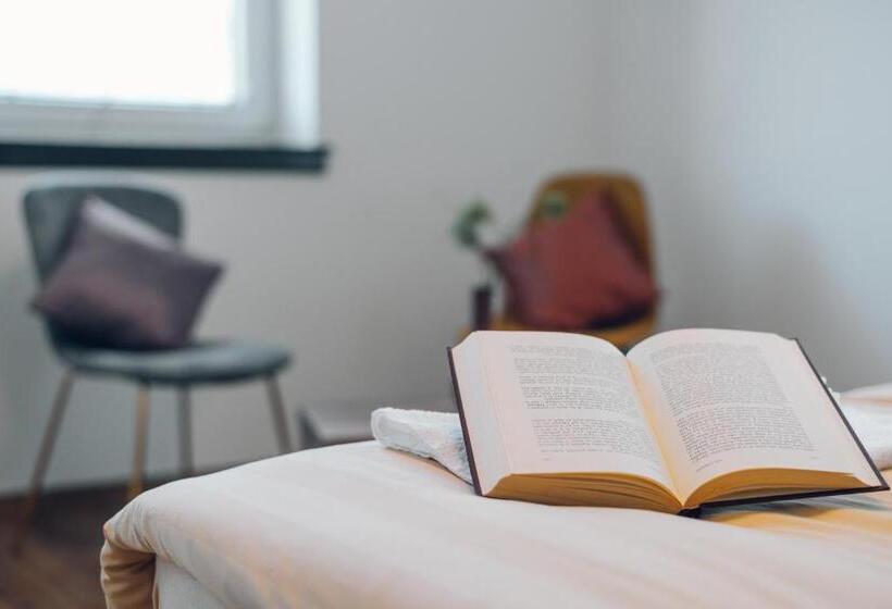 اتاق استاندارد با چشم‌انداز, Gostišče Koren