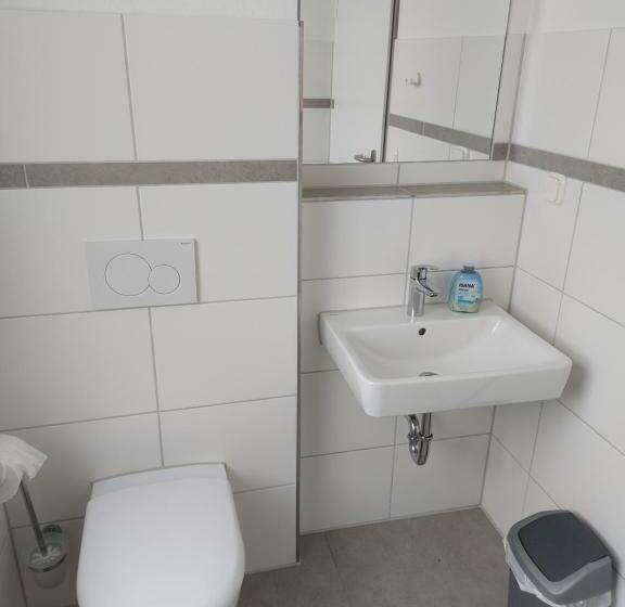 اتاق استاندارد, Cvjm Freizeithaus Ms Waterdelle