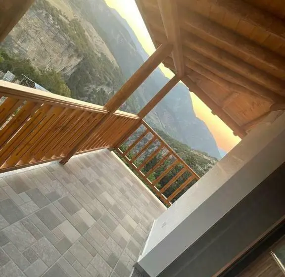 اتاق استاندارد, Guest House Bracaj